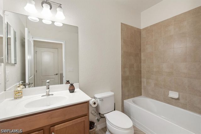 14775 Cranberry CT, Naples, FL 34114