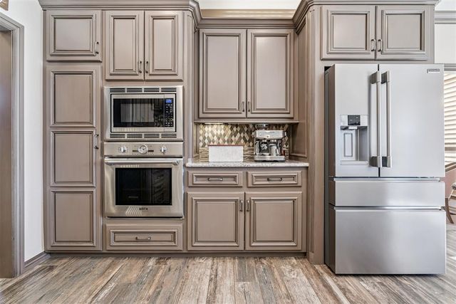 2008 Preston Place, Edmond, OK 73013