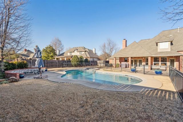 2008 Preston Place, Edmond, OK 73013