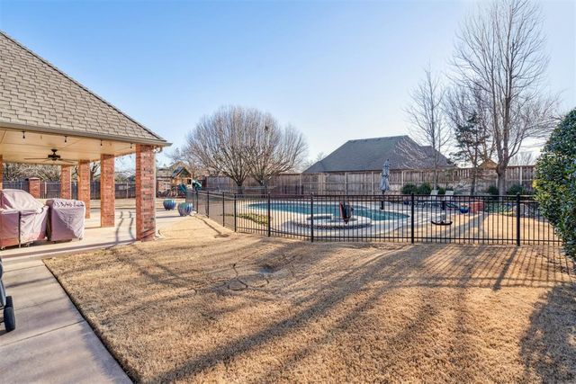 2008 Preston Place, Edmond, OK 73013