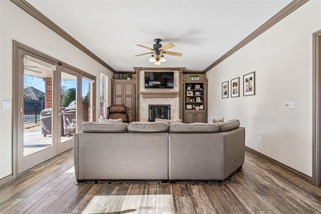 2008 Preston Place, Edmond, OK 73013