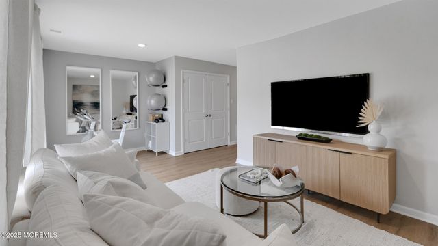 44 Baybreeze Drive, Waretown, NJ 08758