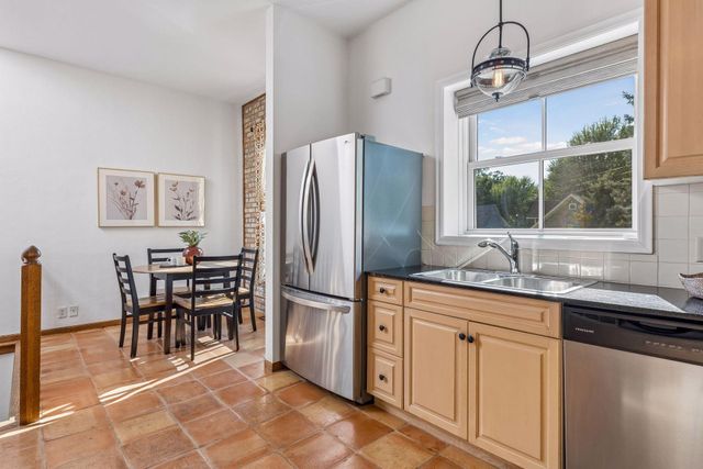 3524 Hennepin Avenue 4, Minneapolis, MN 55408