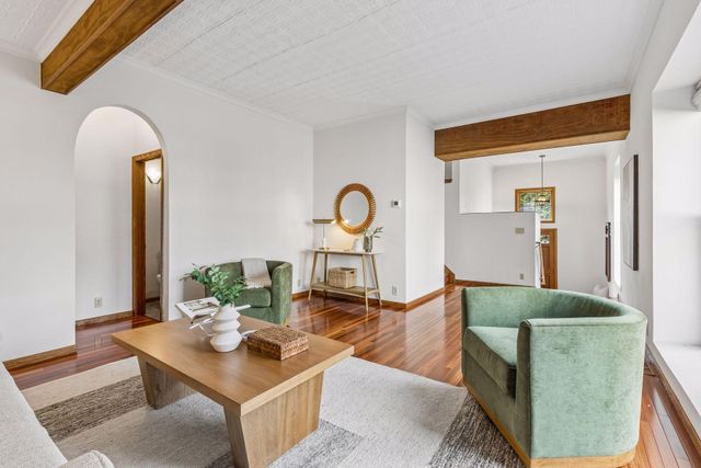 3524 Hennepin Avenue 4, Minneapolis, MN 55408