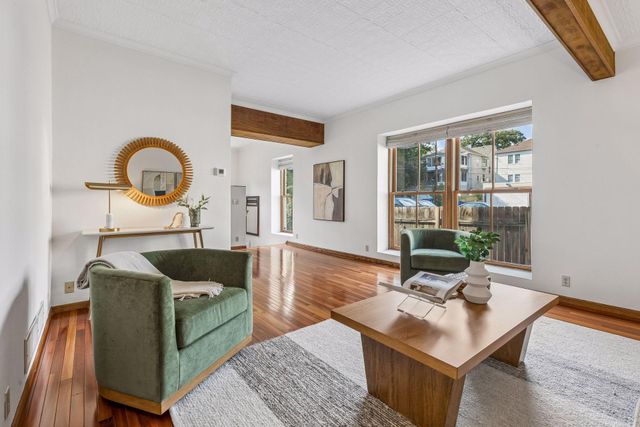 3524 Hennepin Avenue 4, Minneapolis, MN 55408