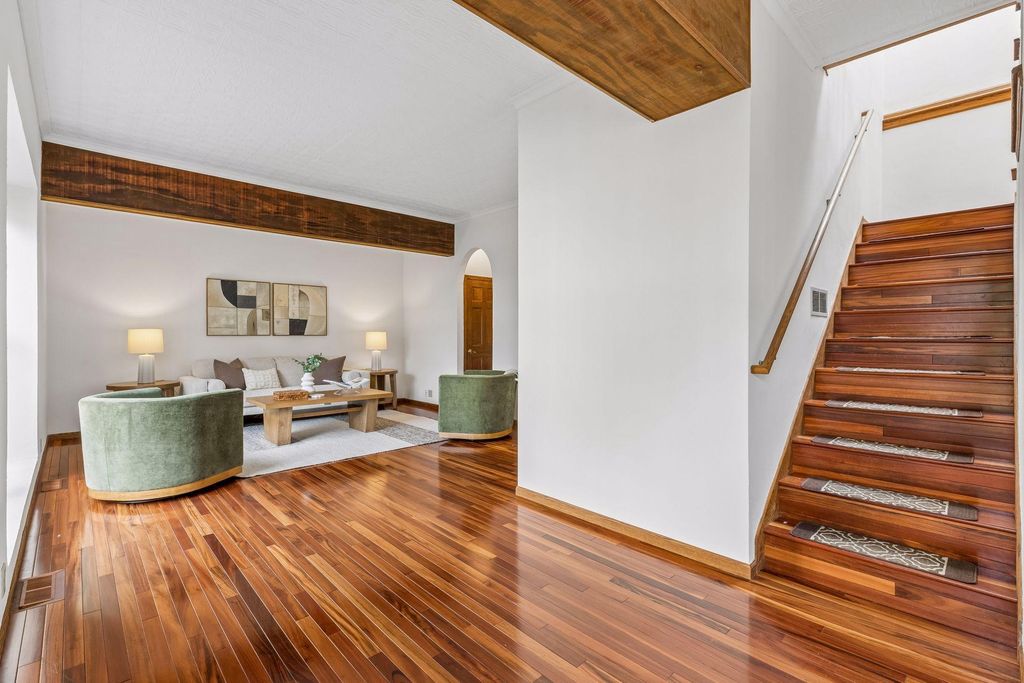 3524 Hennepin Avenue 4, Minneapolis, MN 55408 — photo 2