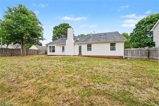 1100 Mayview Court, Kernersville, NC 27284