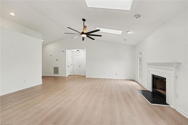1100 Mayview Court, Kernersville, NC 27284