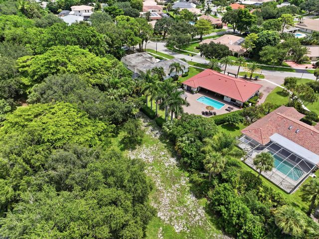 6966 S Grande Drive, Boca Raton, FL 33433