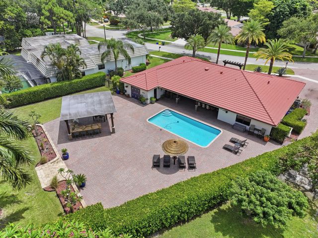 6966 S Grande Drive, Boca Raton, FL 33433