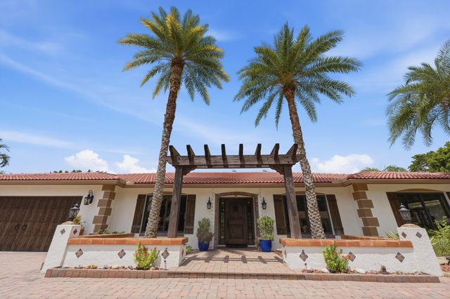 6966 S Grande Drive, Boca Raton, FL 33433