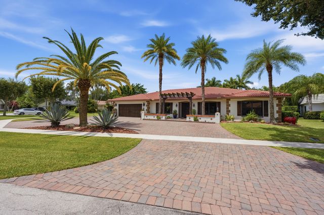 6966 S Grande Drive, Boca Raton, FL 33433