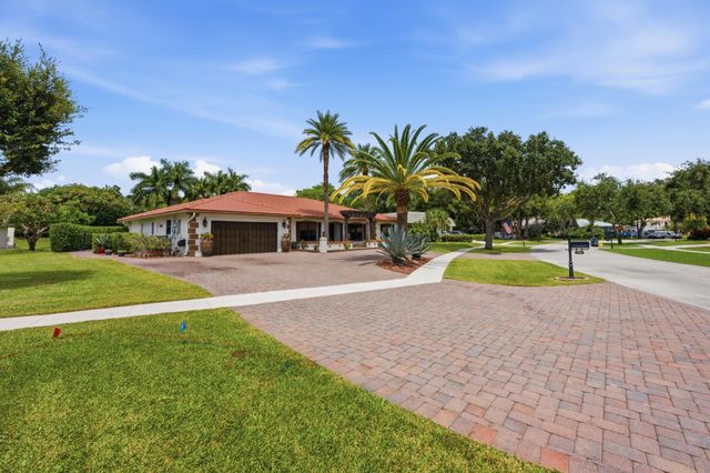 6966 S Grande Drive, Boca Raton, FL 33433