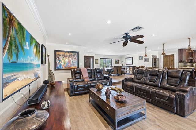 6966 S Grande Drive, Boca Raton, FL 33433