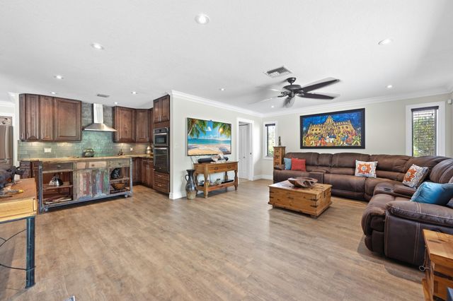 6966 S Grande Drive, Boca Raton, FL 33433