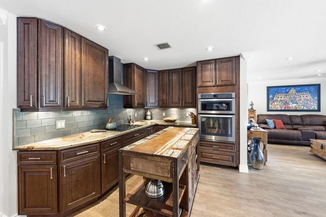 6966 S Grande Drive, Boca Raton, FL 33433