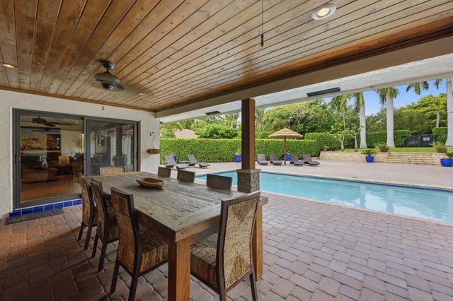 6966 S Grande Drive, Boca Raton, FL 33433