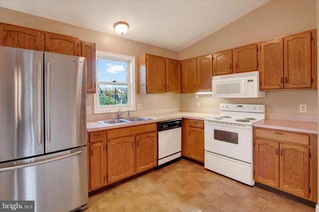 618 WILLIAM PENN BLVD, Womelsdorf, PA 19567