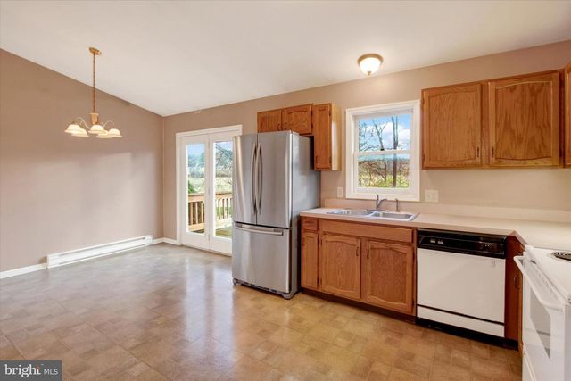 618 WILLIAM PENN BLVD, Womelsdorf, PA 19567