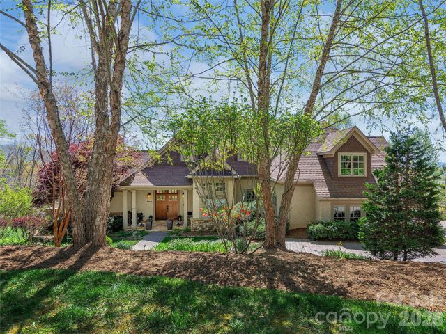 457 Coopers Hawk Drive, Asheville, NC 28803
