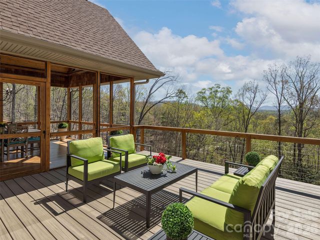 457 Coopers Hawk Drive, Asheville, NC 28803