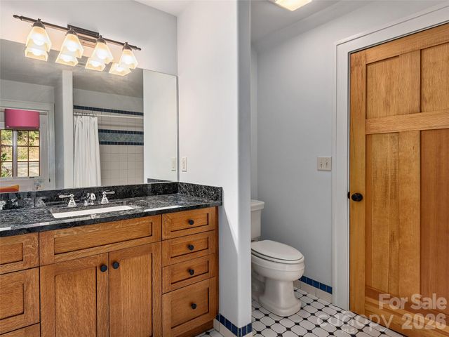 457 Coopers Hawk Drive, Asheville, NC 28803