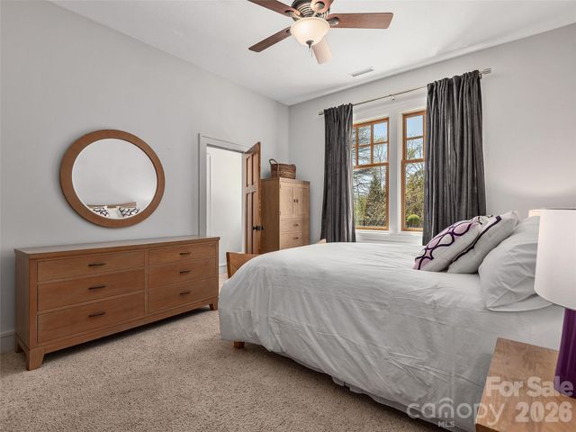 457 Coopers Hawk Drive, Asheville, NC 28803