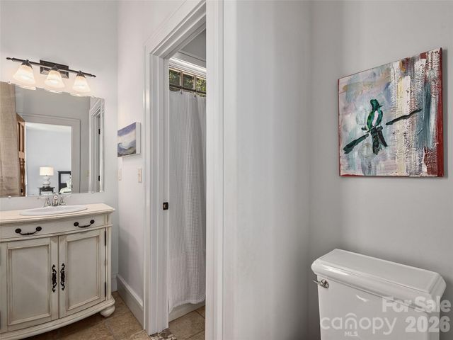 457 Coopers Hawk Drive, Asheville, NC 28803