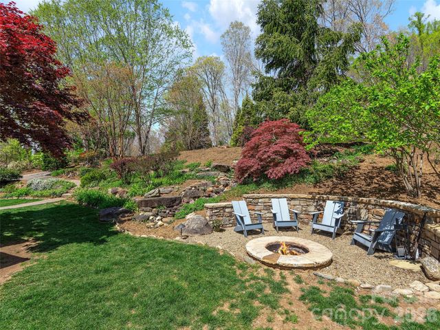 457 Coopers Hawk Drive, Asheville, NC 28803