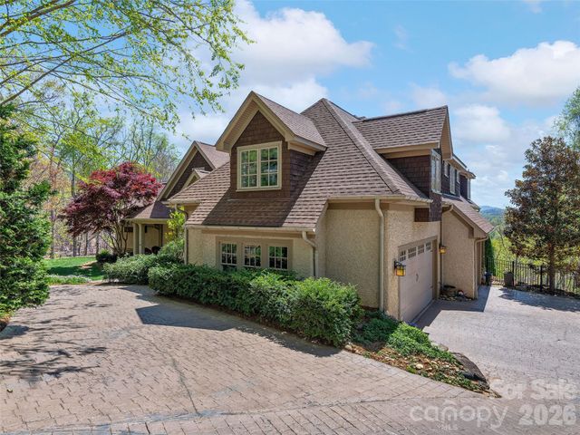457 Coopers Hawk Drive, Asheville, NC 28803
