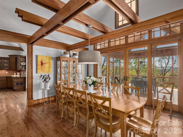 457 Coopers Hawk Drive, Asheville, NC 28803