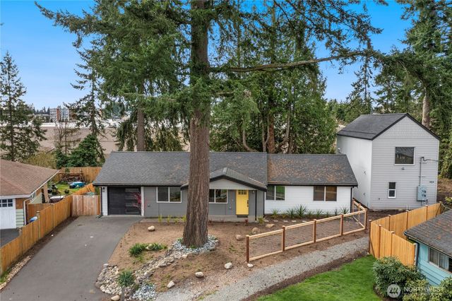 1404 N 136th Street, Seattle, WA 98125