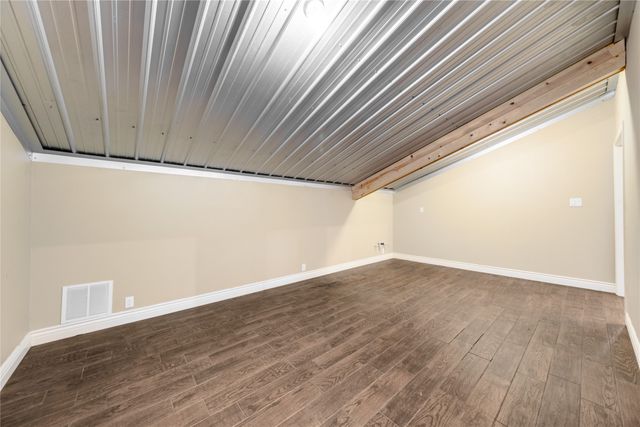 2455 An County Road 453, Palestine, TX 75803
