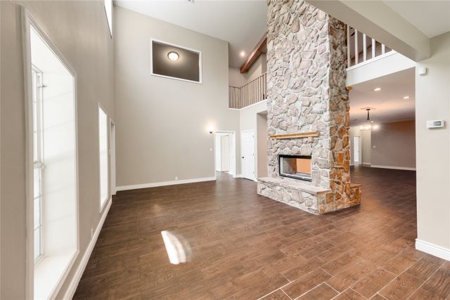 2455 An County Road 453, Palestine, TX 75803