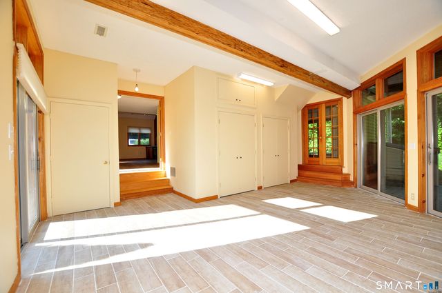 6 Tamarack Lane 6, Simsbury, CT 06070