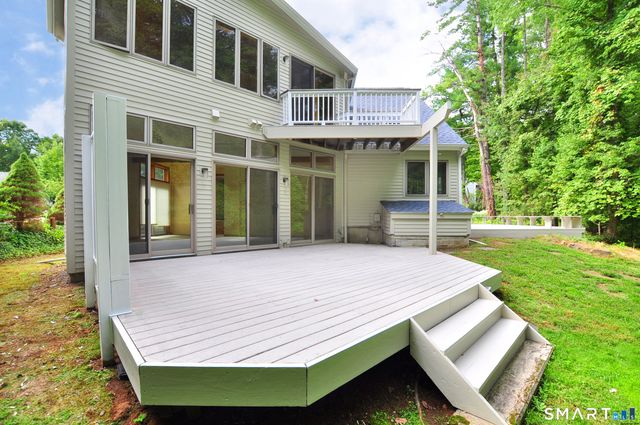 6 Tamarack Lane 6, Simsbury, CT 06070