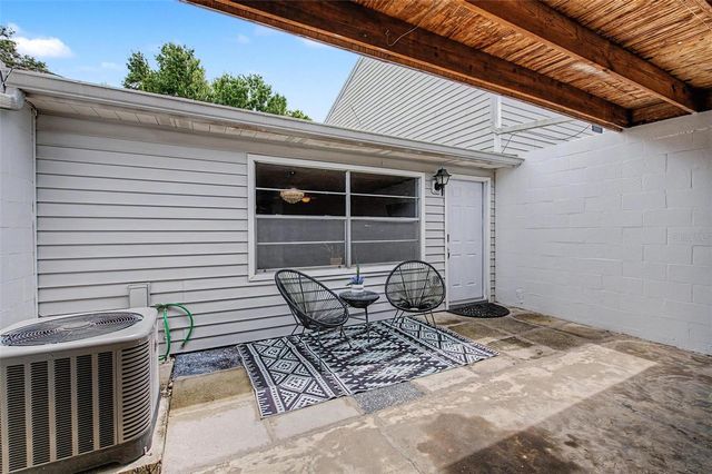 11923 DIETZ DRIVE 8, Tampa, FL 33626