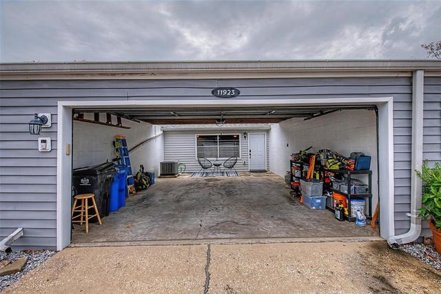 11923 DIETZ DRIVE 8, Tampa, FL 33626
