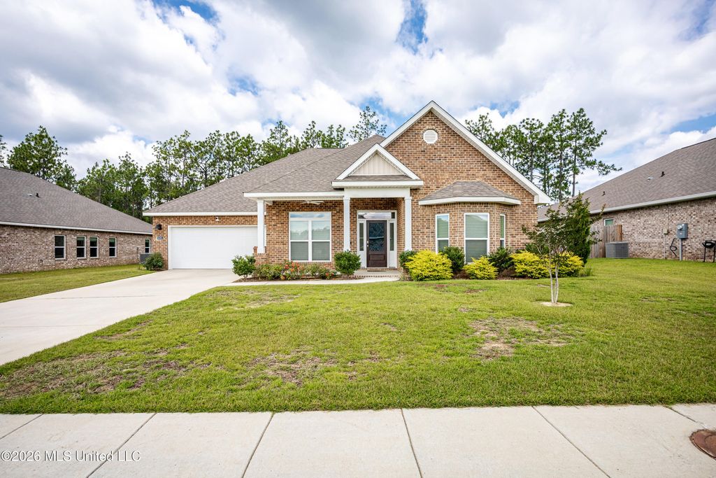 15381 Dandelion Drive, D'iberville, MS 39540