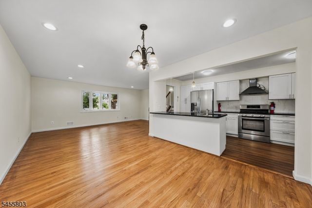 6 Renault Dr, Mount Olive Twp., NJ 07836