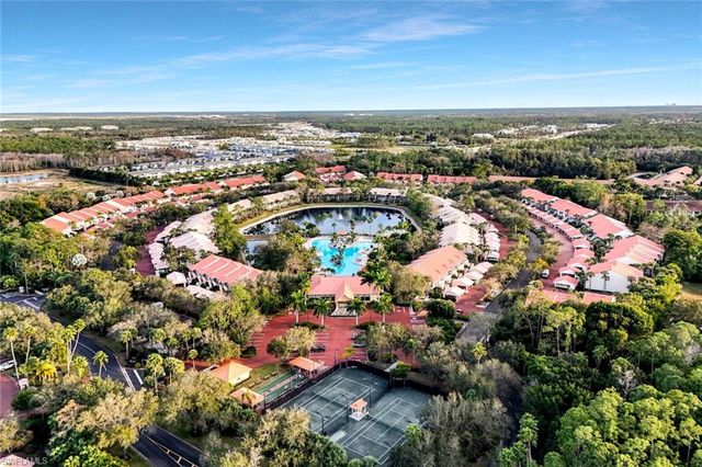 2305 Hidden Lake DR # 3704, Naples, FL 34112