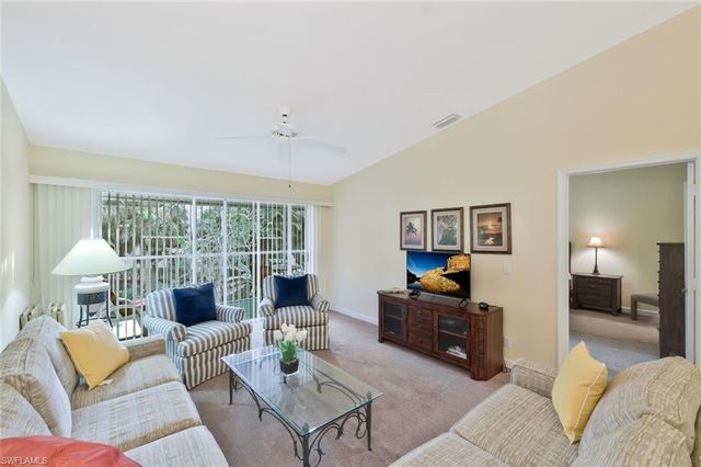 2305 Hidden Lake DR # 3704, Naples, FL 34112