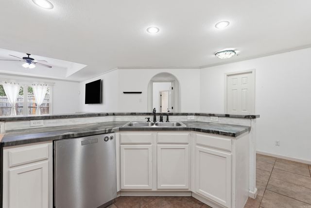 1720 Beautyberry Drive, Conway, AR 72032