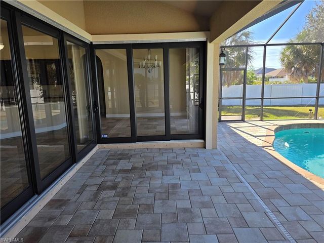 2406 Kismet Lakes LN, Cape Coral, FL 33993