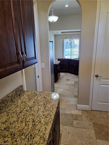 2406 Kismet Lakes LN, Cape Coral, FL 33993