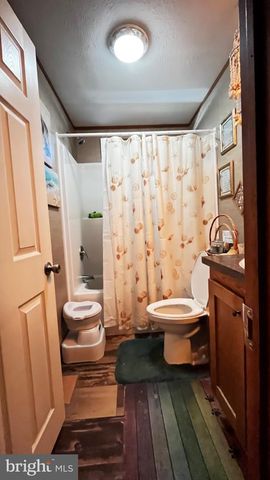 5232 ROSEBERRY DR, Doylestown, PA 18902