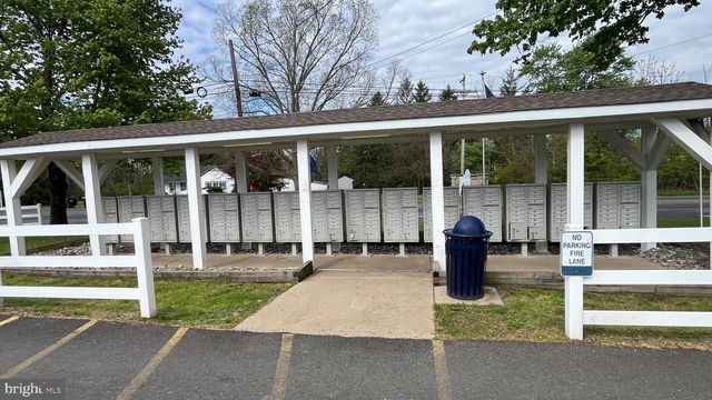 5232 ROSEBERRY DR, Doylestown, PA 18902