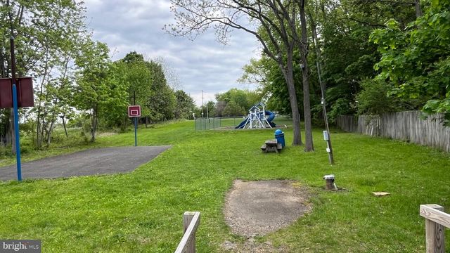5232 ROSEBERRY DR, Doylestown, PA 18902
