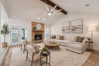 1800 Cedarlawn ST, Taylor, TX 76574