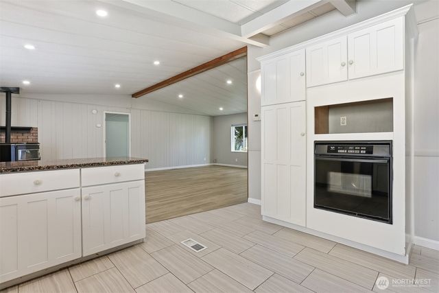 23728 Vista View, Bothell, WA 98021